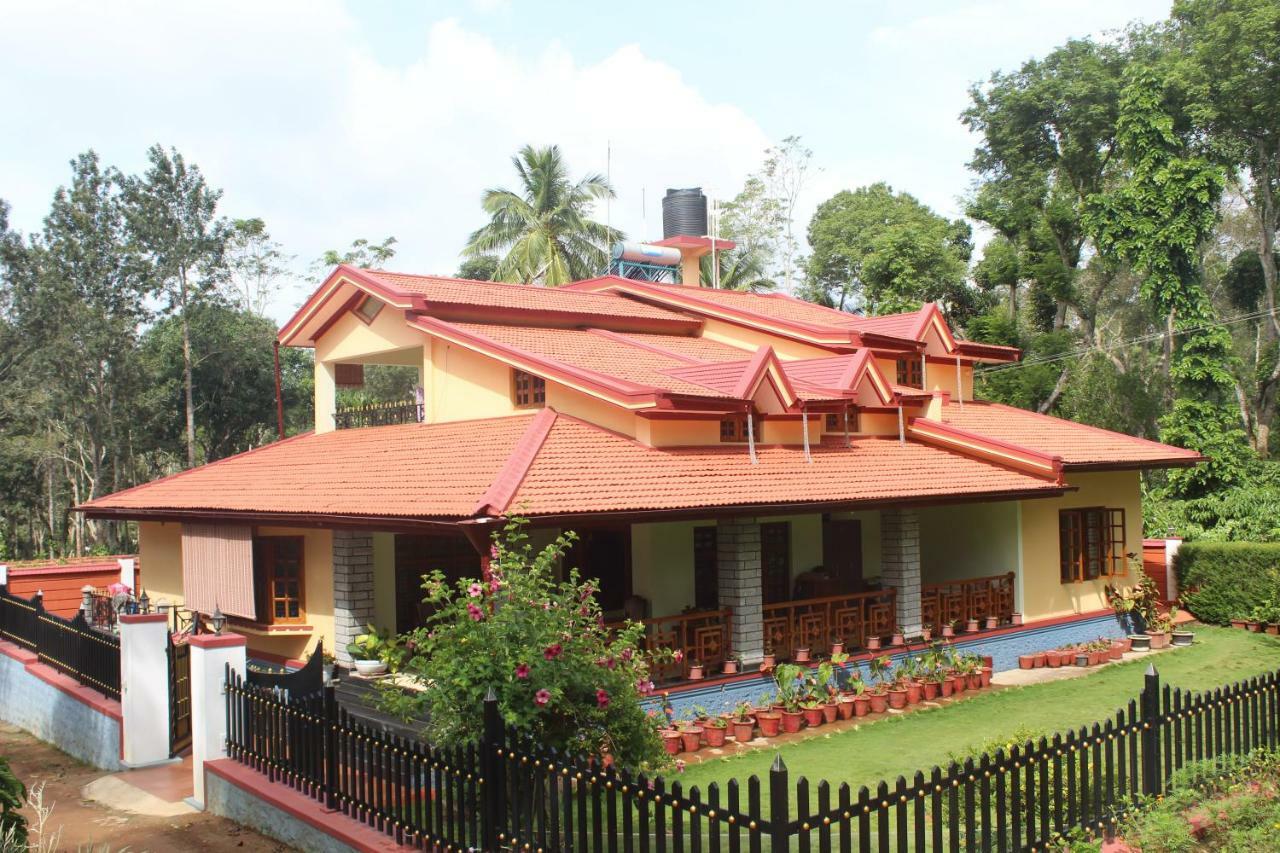 Whistling Woods Farm Stay Kushālnagar Exterior photo